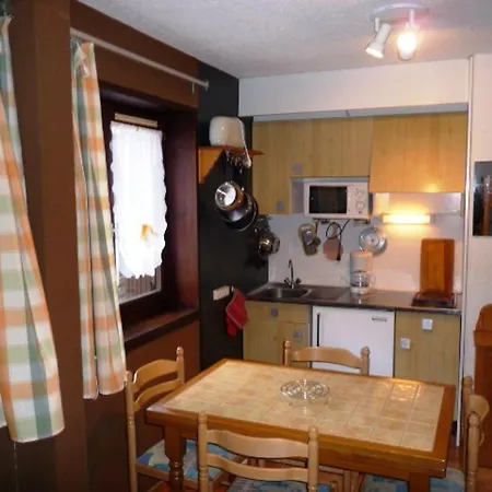 Economique 4 Pers - 1* - Animaux Admis - Centre Village - Fr-1-445-75 Montgenevre
